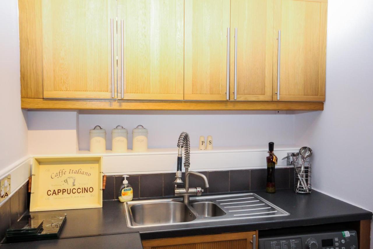 Silver Lining-Royal Mile Apartments เอดินบะระ ภายนอก รูปภาพ