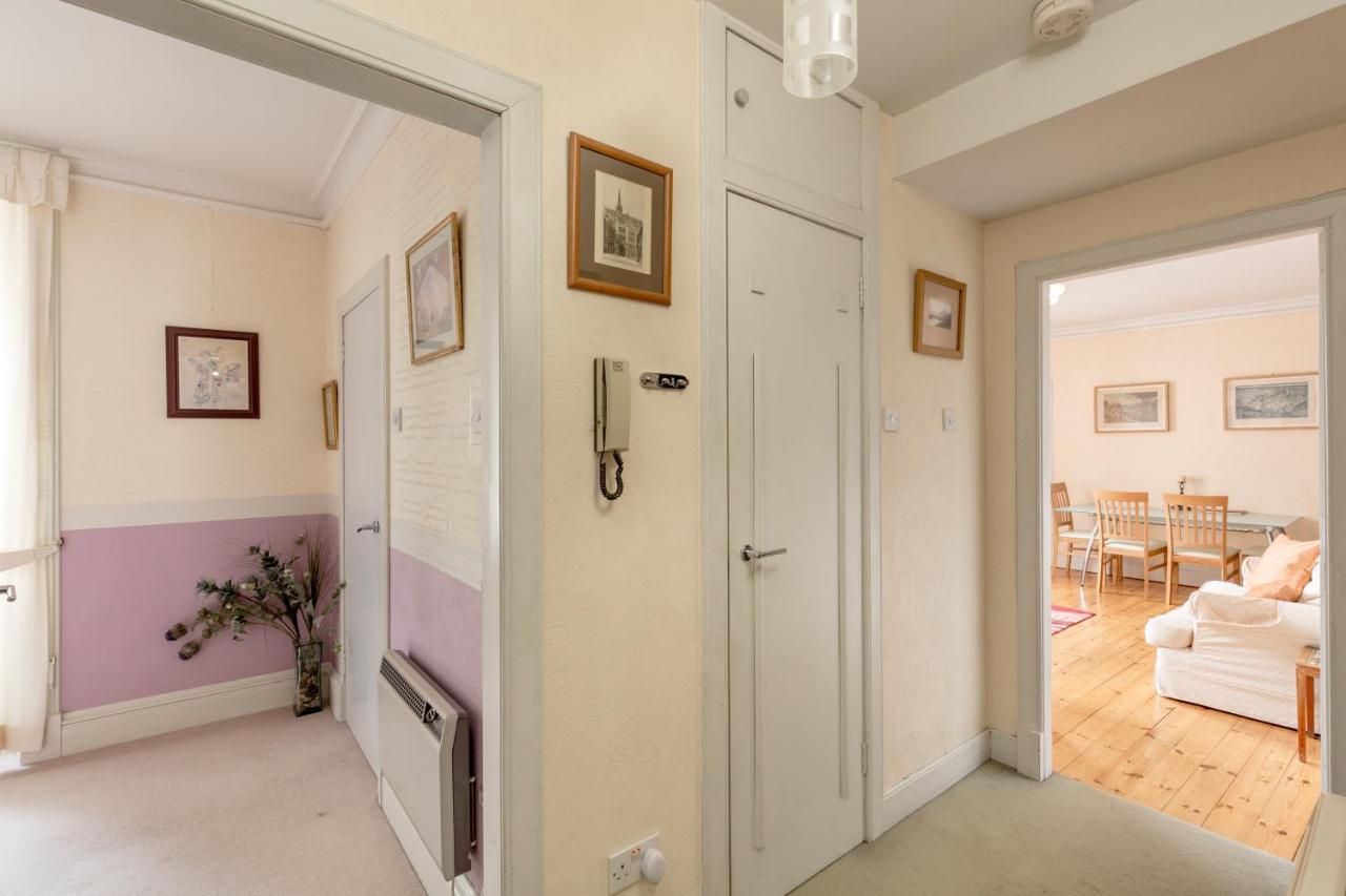 Silver Lining-Royal Mile Apartments เอดินบะระ ภายนอก รูปภาพ