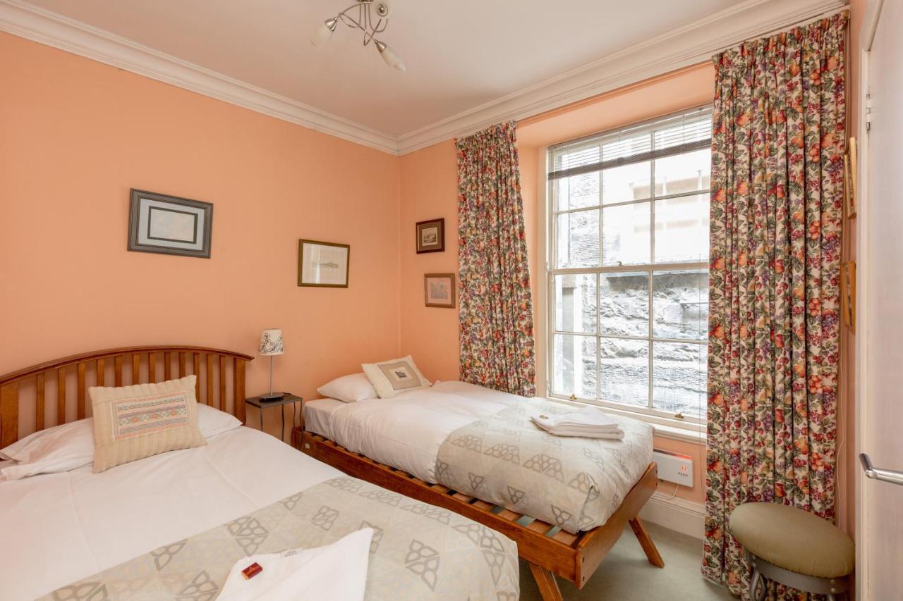 Silver Lining-Royal Mile Apartments เอดินบะระ ภายนอก รูปภาพ