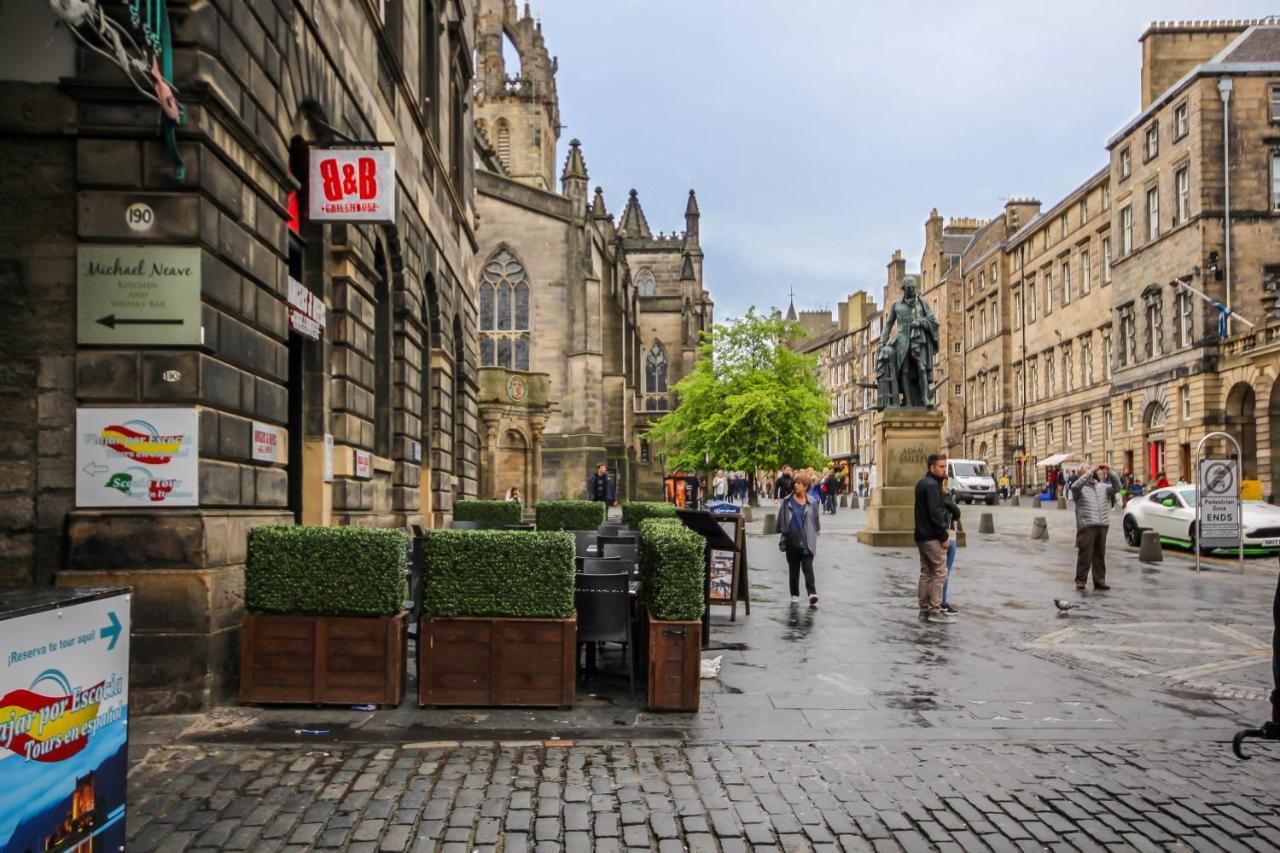 Silver Lining-Royal Mile Apartments เอดินบะระ ภายนอก รูปภาพ